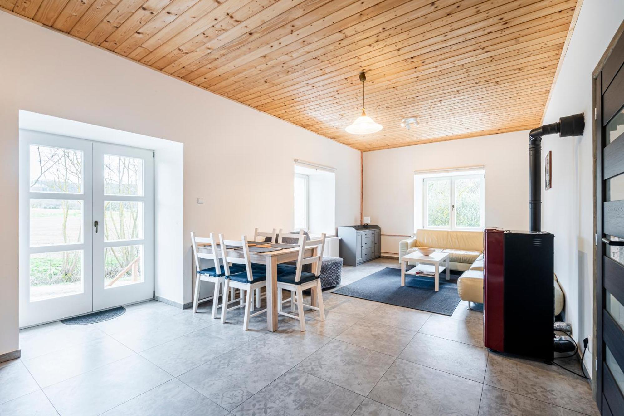 Dvur Dolenec Apartment Rohoznice  ภายนอก รูปภาพ