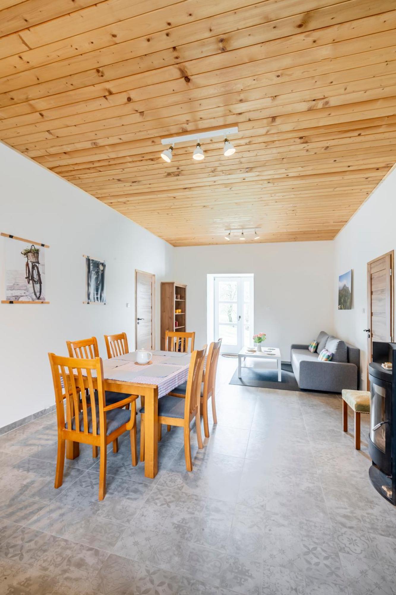 Dvur Dolenec Apartment Rohoznice  ภายนอก รูปภาพ